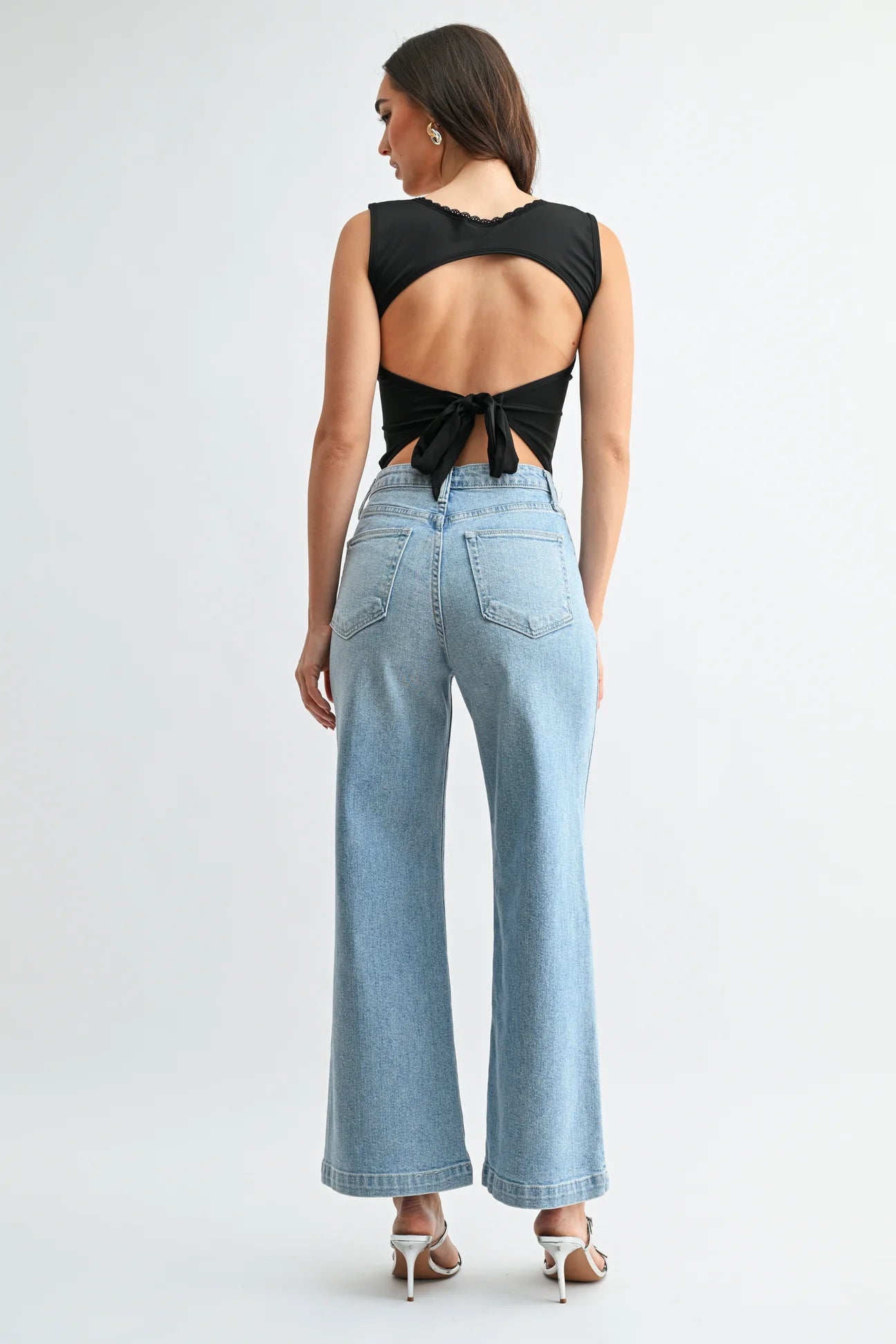 Patch Pocket Wide Leg Jeans
