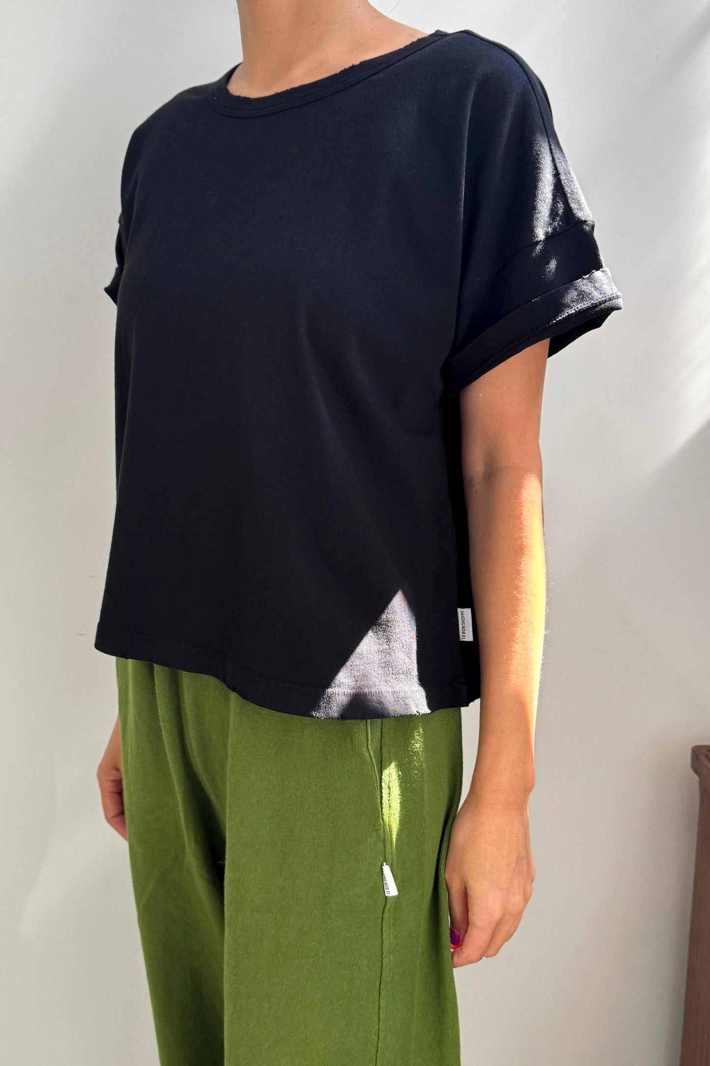 Vintage Fille Tee (2S-2M-1L): Avocado / 2S-2M-1L