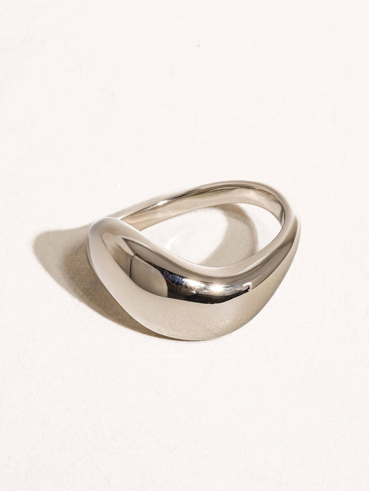 Erin Classic Wavy Band | Silver