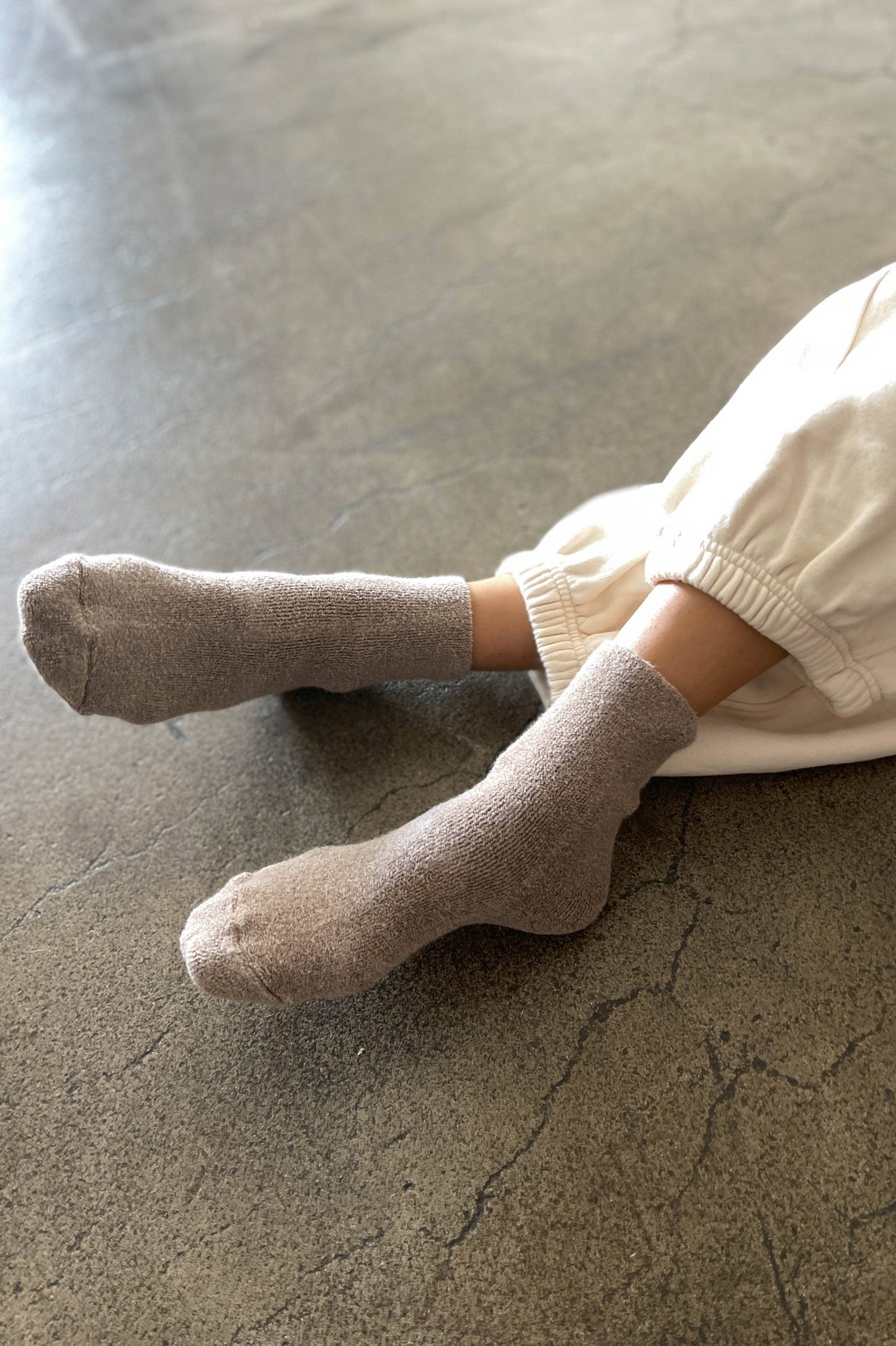 Cloud Socks: Frappe