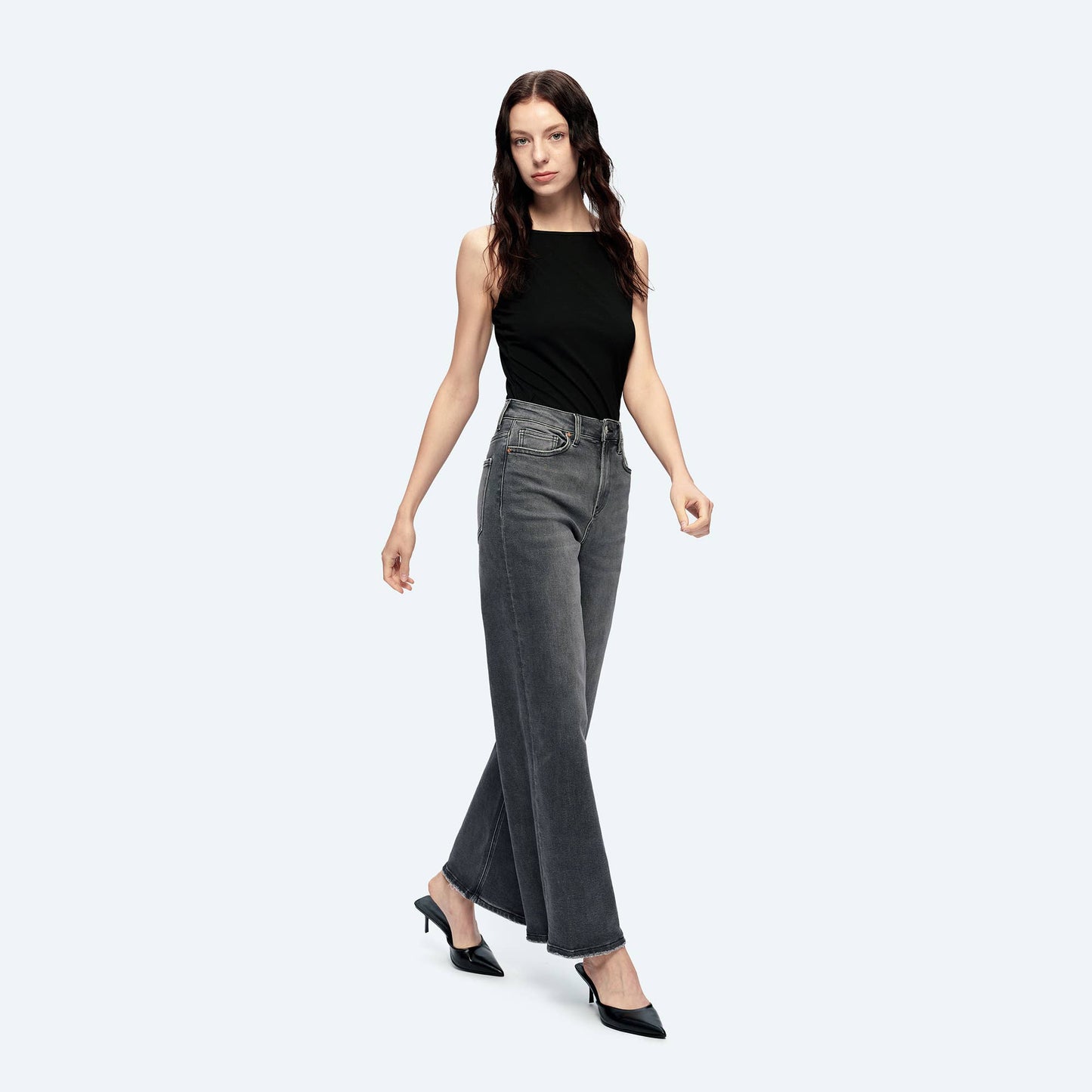High Rise Wide Leg Jeans With Finished Hem