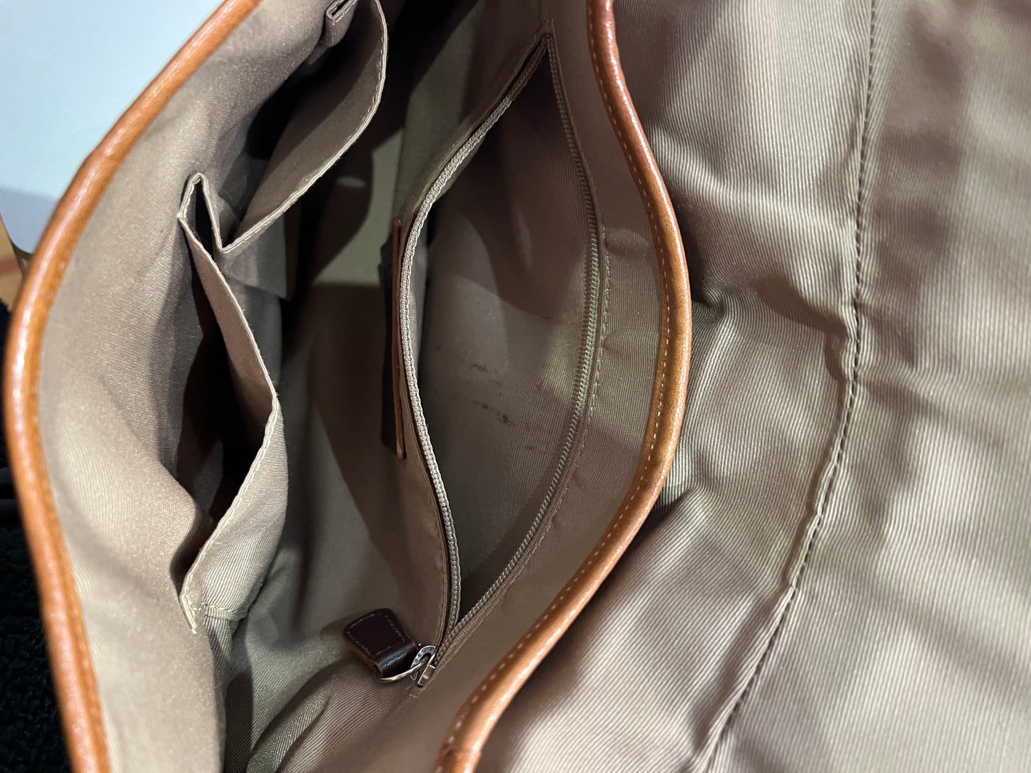 Coach Vintage White/Brown SOHO Shoulder Bag