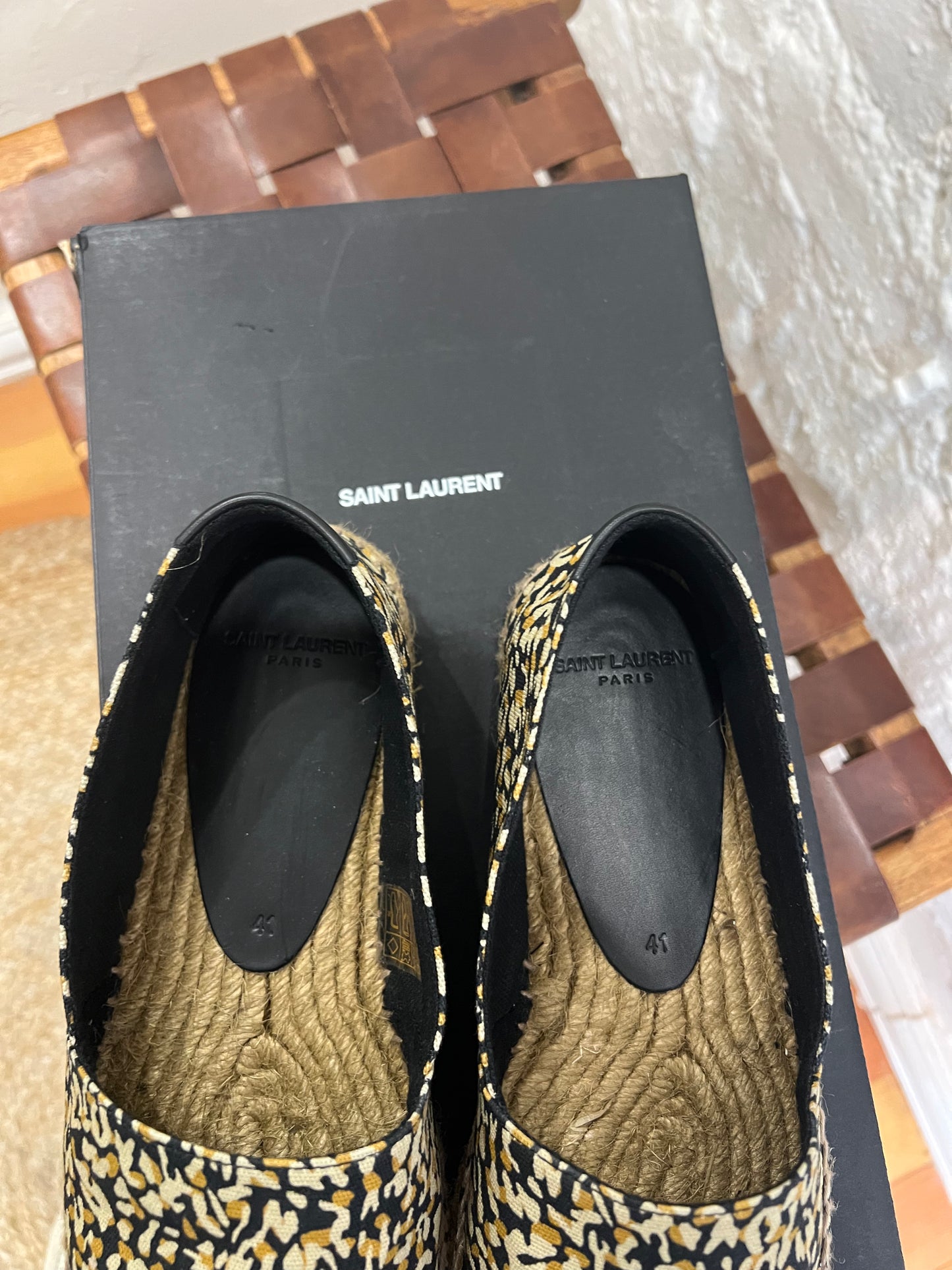 Saint Laurent Signature Espadrilles in Nero Multicolor
