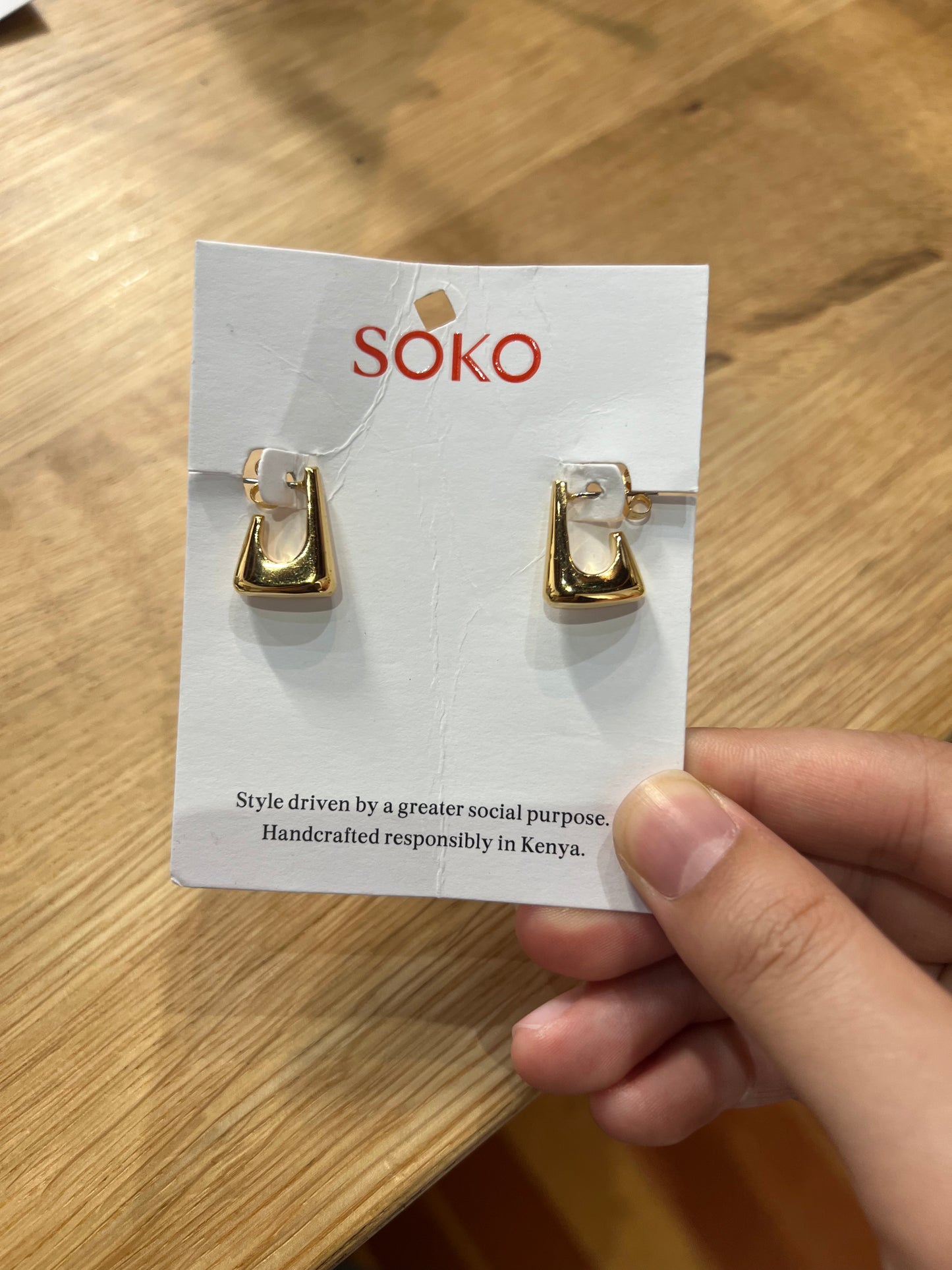 Mini Mezi Boxed Hoop Earrings
