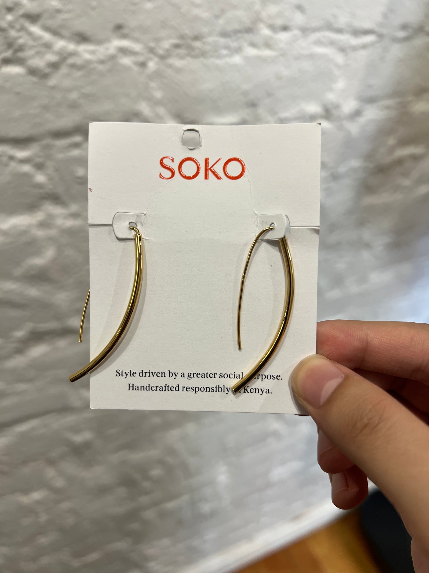 SOKO Petite Bow Earring in Gold