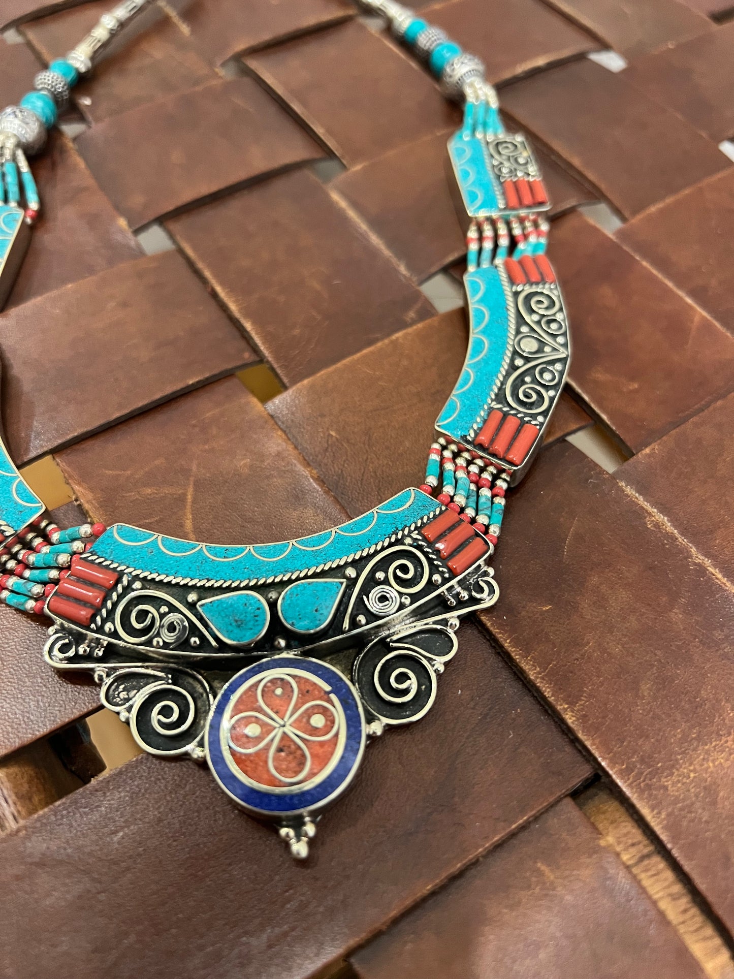 Tibetan Handmade Turquoise and Onyx Necklace