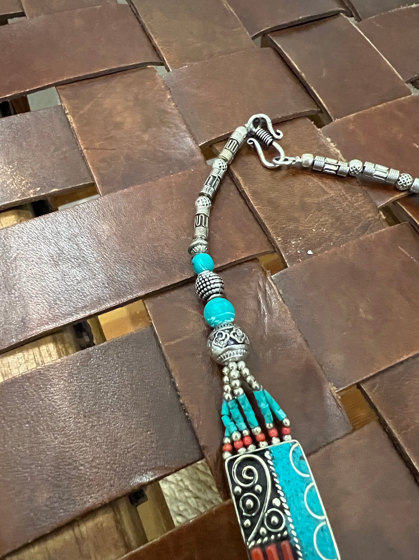 Tibetan Handmade Turquoise and Onyx Necklace
