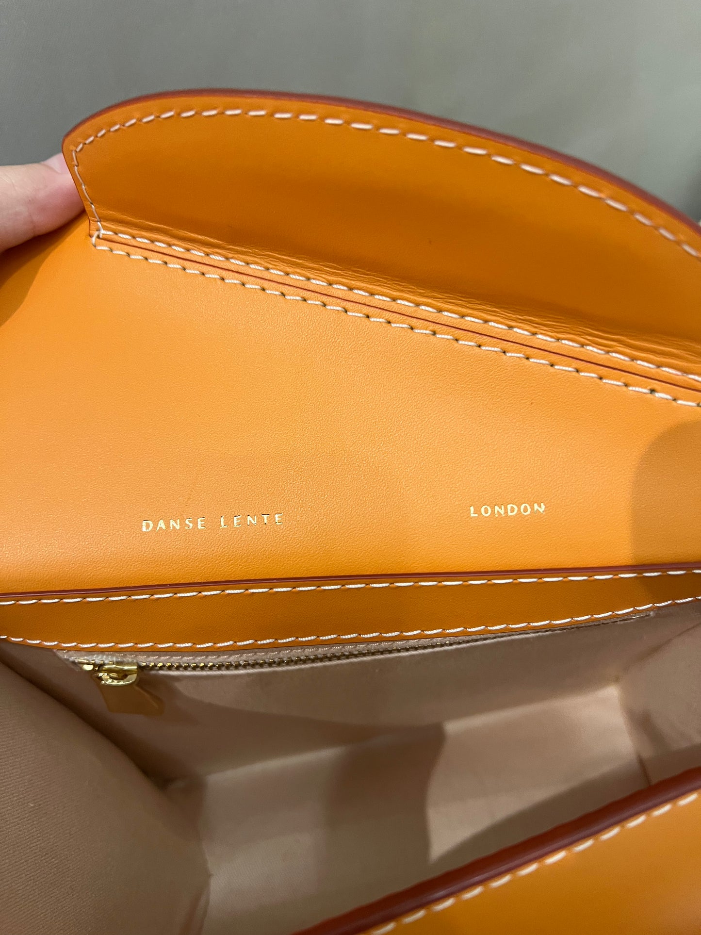 Danse Lente Zoe orange bag