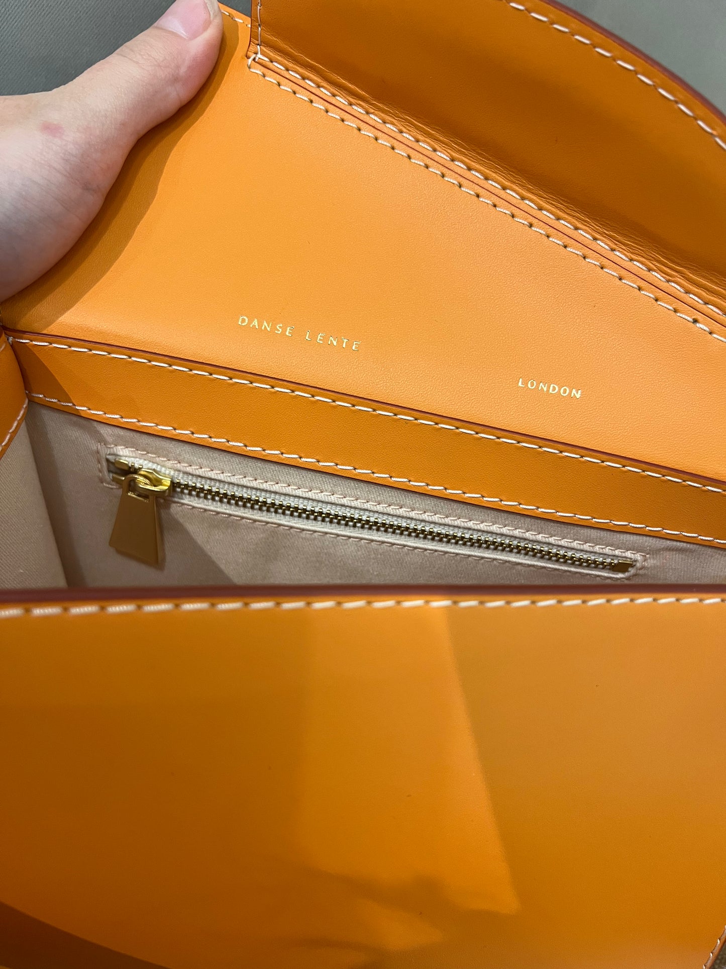 Danse Lente Zoe orange bag