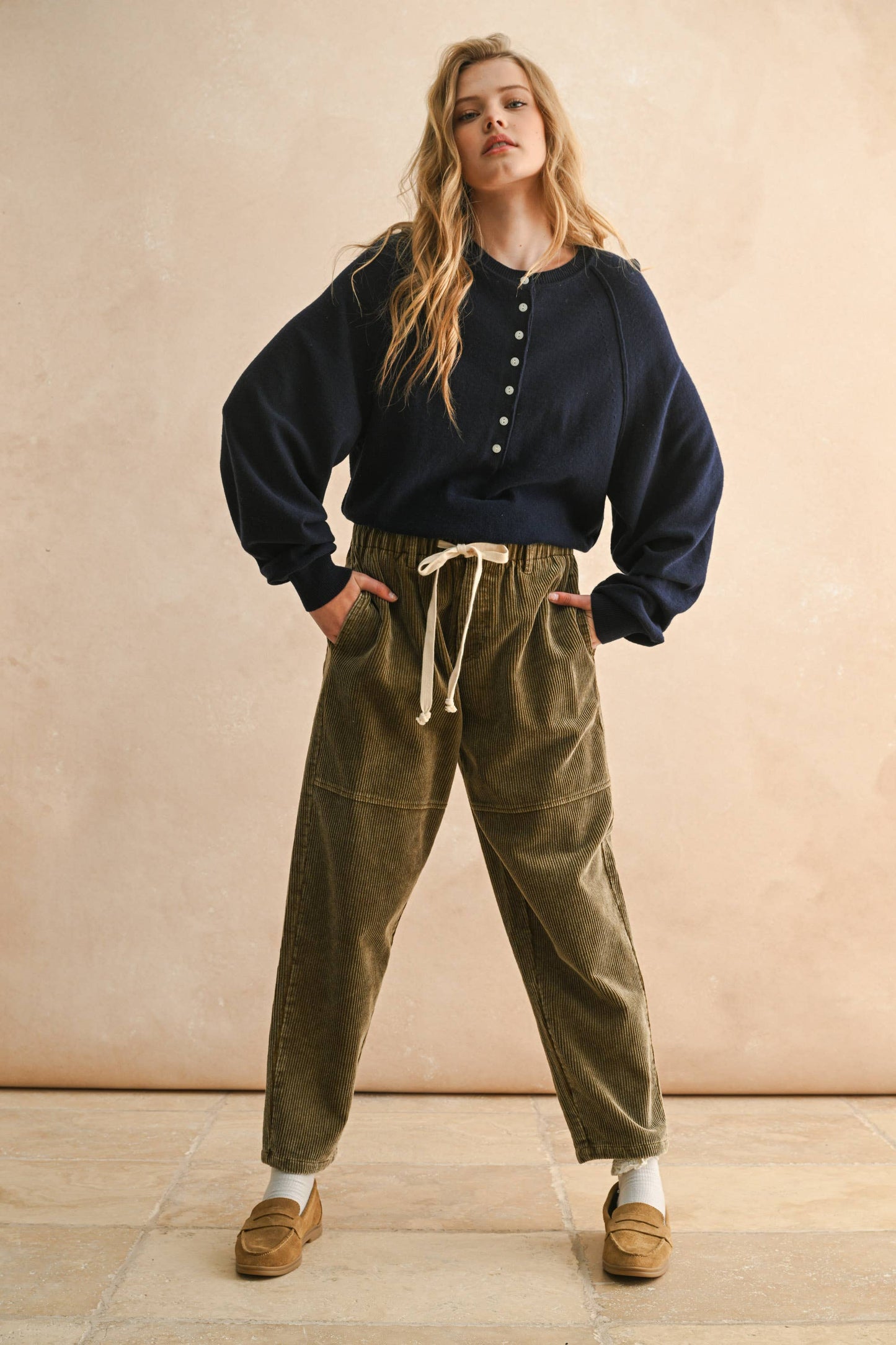 Corduroy olive croped pants
