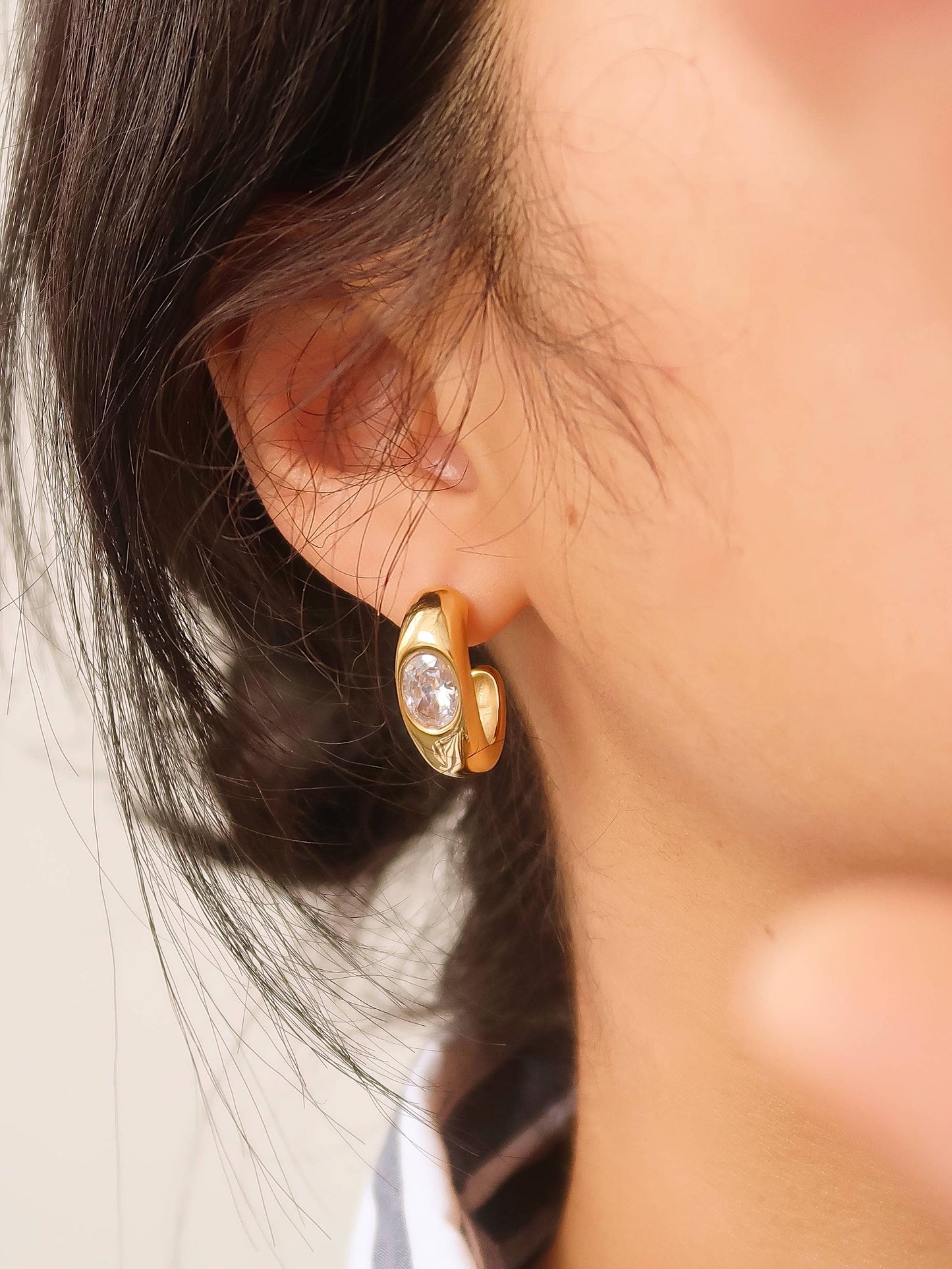 Aliénor 18K Gold Non-Tarnish CZ Classic C Hoop Earring