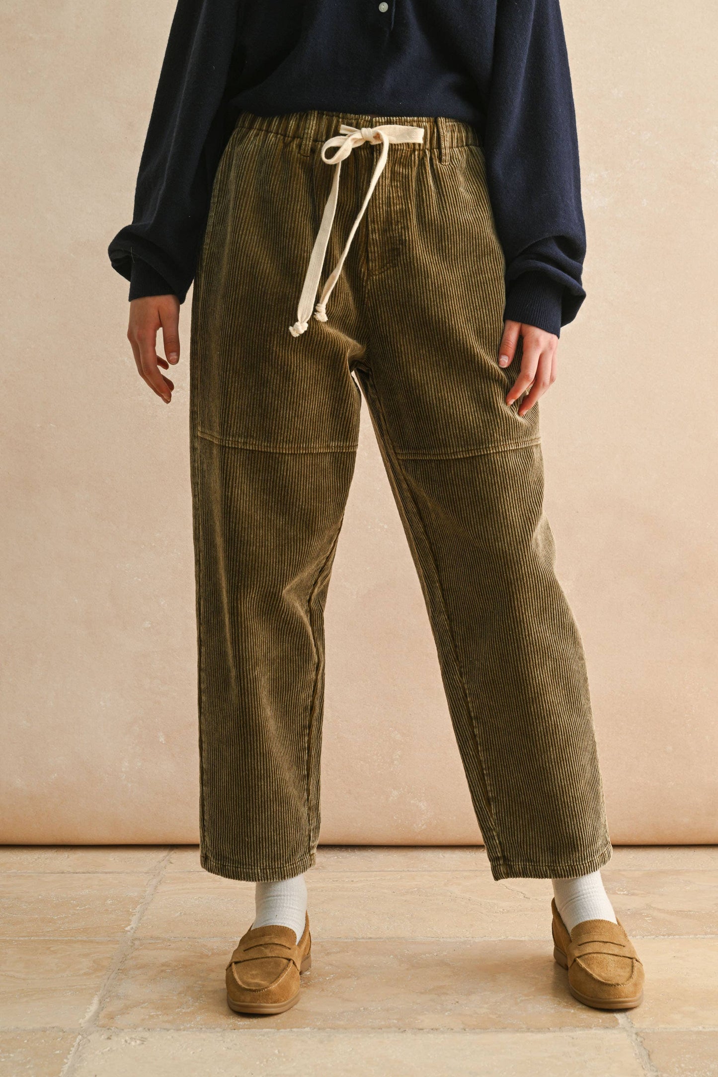 Corduroy olive croped pants